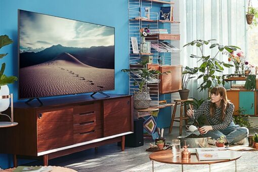 Smart Tivi Samsung 4K 65 inch 65TU8000 Crystal UHD