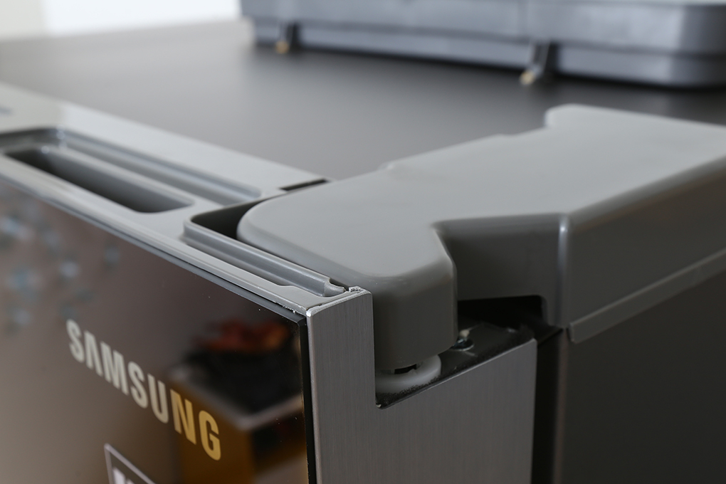 Tủ lạnh Samsung Inverter 538 lít RS552NRUA9M/SV