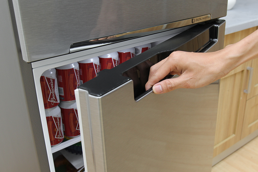 Tủ lạnh Samsung 208 lít RT20HAR8DSA/SV